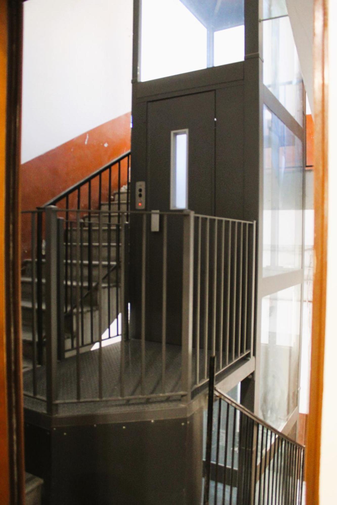 Blackwoody Contemporary Rooms - Napoli Centro Storico Nápoles Exterior foto